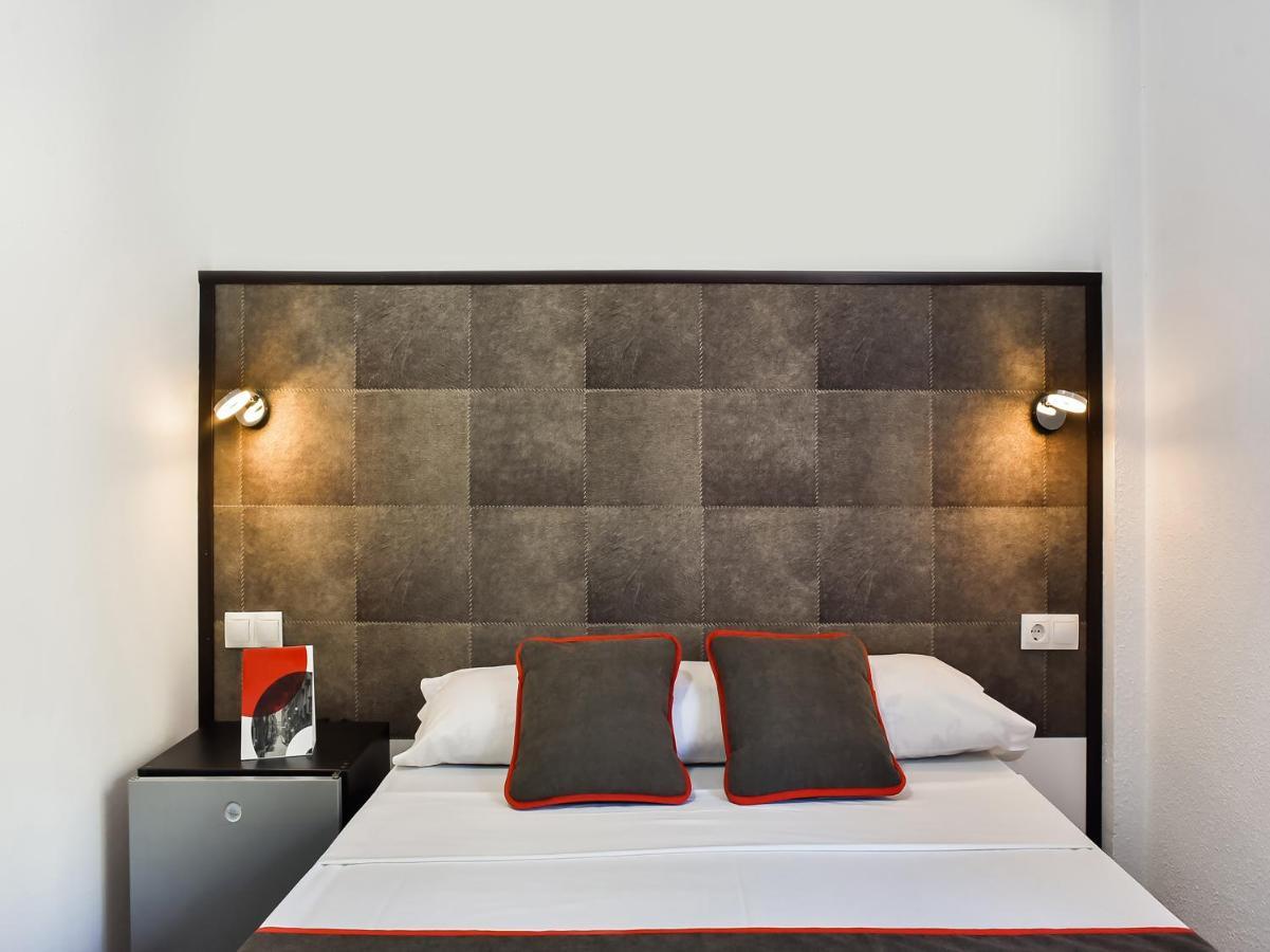 Hotel Hello Feria Madryt Zewnętrze zdjęcie