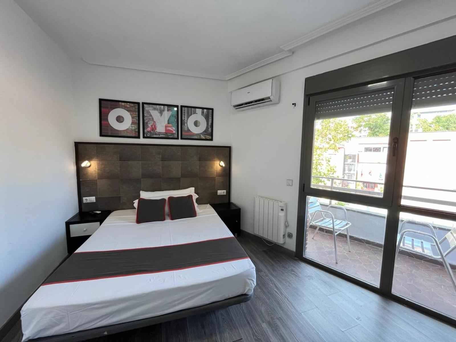 Hotel Hello Feria Madryt Zewnętrze zdjęcie
